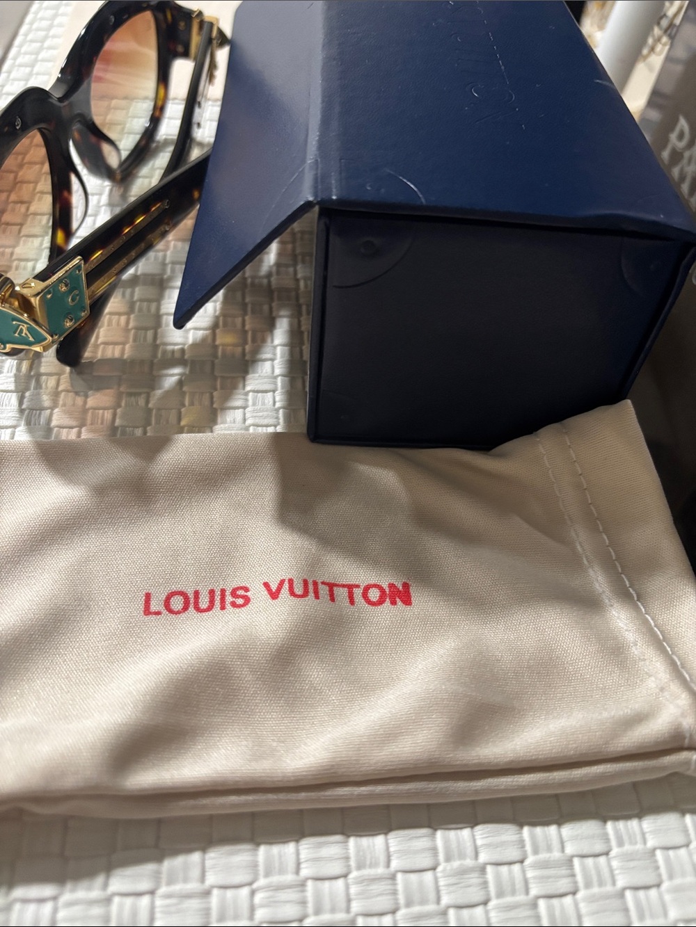 Louis Vuitton Tortoiseshell Sunglasses with Gold Trim - Picture 5 of 10